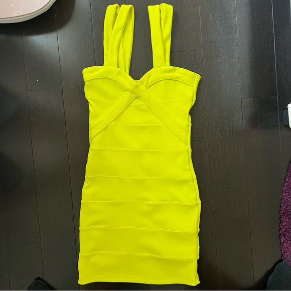Bright Yellow/Green Tight Fitted Mini Dress Size Small - Picture 5 of 7